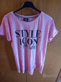 Maglia rosa con scritta