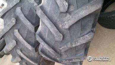 Coppia di pneumatici r usati 540 65 30 pirelli