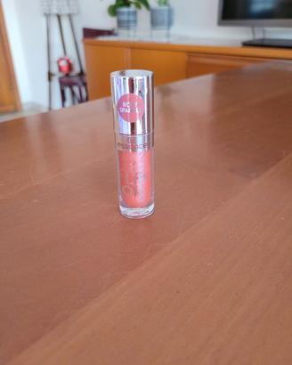 Lip oil essence