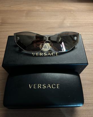 Occhiali da sole versace Cat-eye Mod.2205