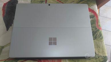 Surface pro 9 i5 16GB Ram 256GB SSD