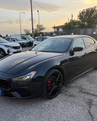 Maserati Ghibli V6 430 CV AWD Modena S Q4 09/2021