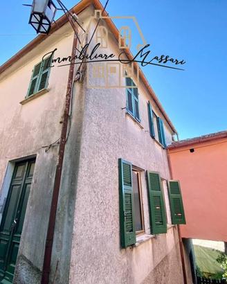 Appartamento di 148 m² con 5 locali a Calice al Co