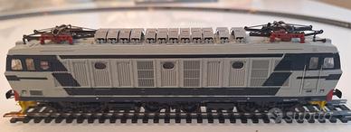 Locomotiva Lima E633017 