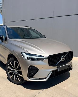 Volvo XC 60 XC60 B4 (d) AWD automatico Ultimate Da