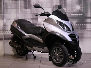 Piaggio MP3 125