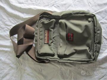 Borrsa tracolla Napapijiri .