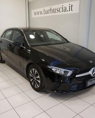 Mercedes-Benz Classe A (W177) - A 180 d Autom...