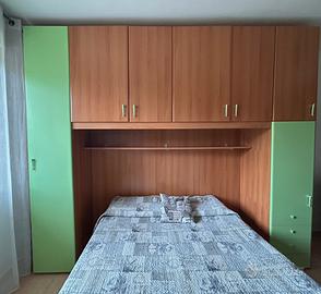 Arredamento per camerina in buone condizioni!