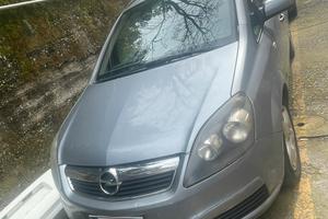 Opel zafira 1.9 CDTI