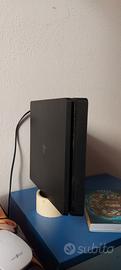 playstation  4 slim