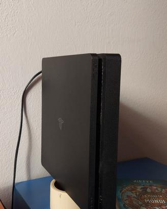 playstation  4 slim