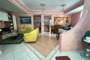 CASA SEMINDIPENDENTE A MONTESARCHIO