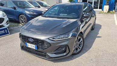Ford Focus st-line x 1.5 diesel