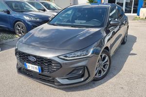 Ford Focus st-line x 1.5 diesel