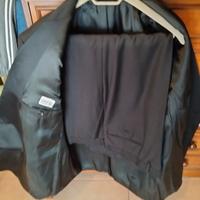 vestito uomo elegante