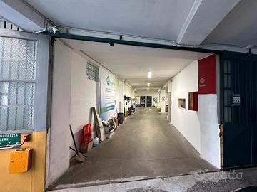 Magazzino - officina con ufficio