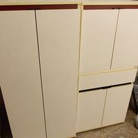 mobiletti in legno con scansie
