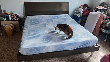 Letto matrimoniale