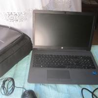 PC-PORTATILE- HP ULTRASOTTILE MOD 255-G7+ACC+BORSA
