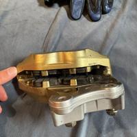 Pinza brembo oro