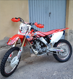 Honda CRF 250 R 2005 usata per giretti domenicali