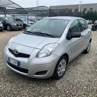 TOYOTA Yaris 1.0 5 porte Now