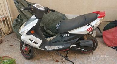 Scooter Bullet 50 cc