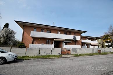 FELETTO: tricamere, biservizi, termoautonomo