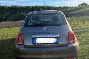 Automobile Fiat 500