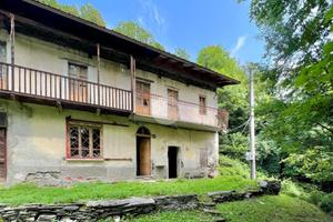 CASA SEMINDIPENDENTE A VIÙ