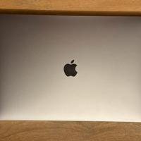 Macbook Pro 15” 16GB di ram