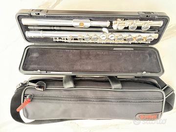 Flauto yamaha YFL211