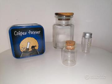 set scatola di latta e 3 bottiglie di vetro 