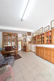 2 LOCALI A CAGLIARI
