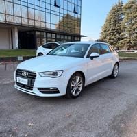 Audi A3 2.0 tdi Ambition 150cv s-tronic E6
