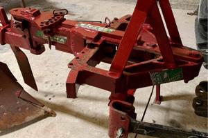 Aratro agricolo Otma