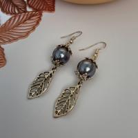 orecchini con perla e foglie