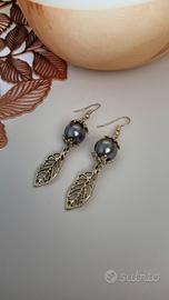 orecchini con perla e foglie