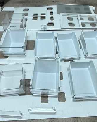 Cassetti e mensole frigo LG Instaview 100€ SUBITO