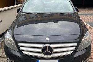 Mercedes-benz B 180 CDI BlueEFFICIENCY Executive