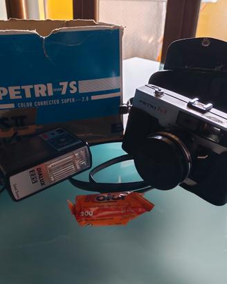 Macchina fotografica Petri 7S II