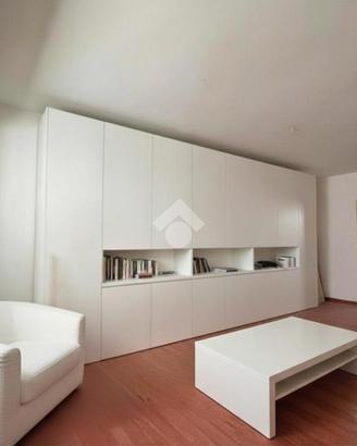 MULTILOCALE A LEVERANO