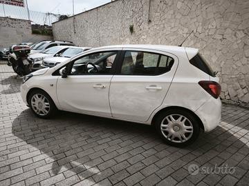 Opel Corsa 1.2 5 porte