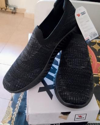 Scarpe in tessuto tela numero 43 