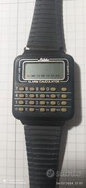 Orologio con calcolatrice