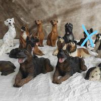 Statuine di cagnolini in resina