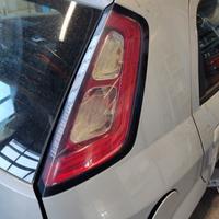Fanale posteriore dx FIAT GRANDE PUNTO EVO 2011