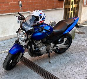 Honda hornet
