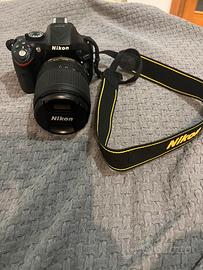Macchina fotografica Nikon D5200